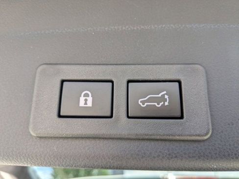 Used 2025 Subaru Ascent Premium AWD/4WD image 29