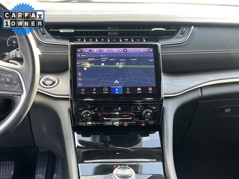 Used 2022 Jeep Grand Cherokee L Limited RWD image 19