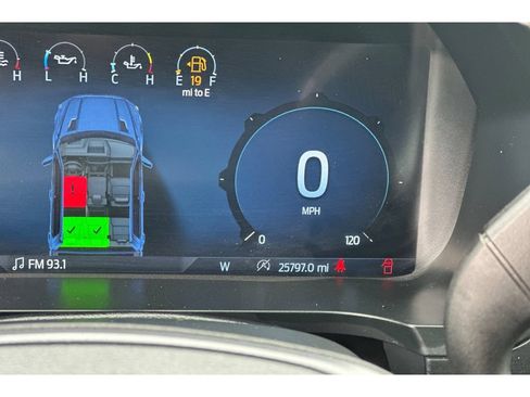 Used 2025 Ford F150 XLT w/ Equipment Group 301A Standard AWD/4WD image 27