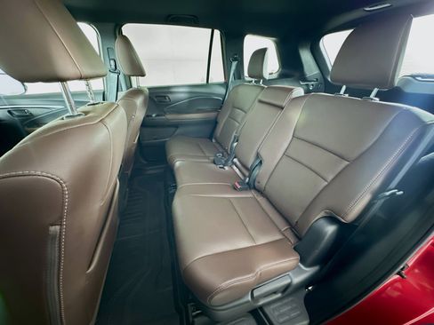 Used 2025 Honda Passport EX-L image 27