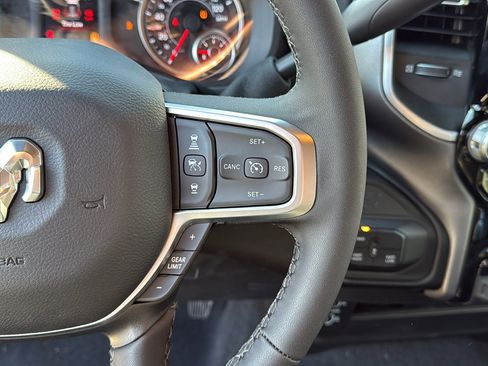 Used 2025 RAM 2500 Big Horn image 17