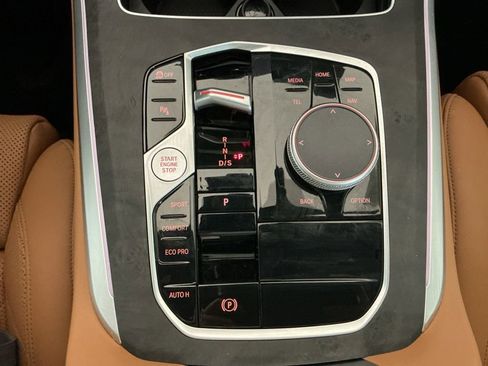 Certified 2025 BMW X5 sDrive40i image 17