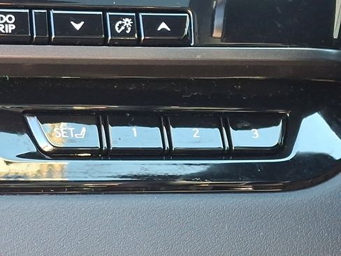 Certified 2025 Lexus RX 350 Premium w/ Accessory Package image 27