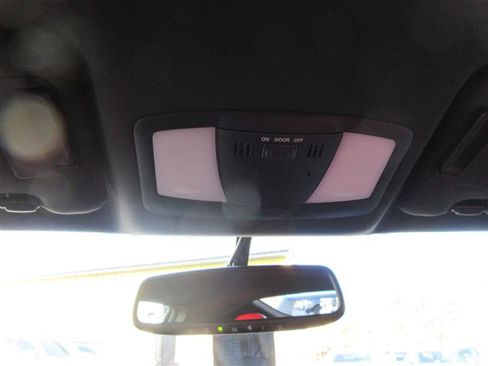 Used 2017 Nissan 370Z Touring image 16