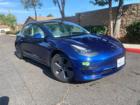Used 2023 Tesla Model 3 Standard Range RWD image 2