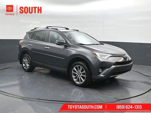 Used 2017 Toyota RAV4 Limited image 4