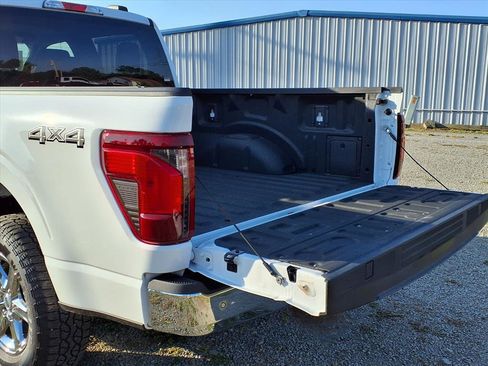 Used 2024 Ford F150 XLT image 18