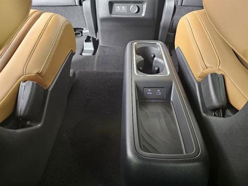 New 2026 Nissan Armada SL w/ Captain's Chari Seat Package AWD/4WD image 47
