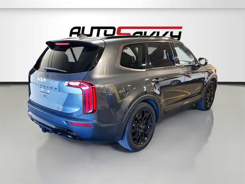 Used 2022 Kia Telluride SX w/ SX Prestige Package image 7