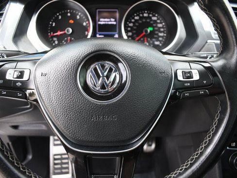 Used 2021 Volkswagen Tiguan SE R-Line AWD/4WD image 31