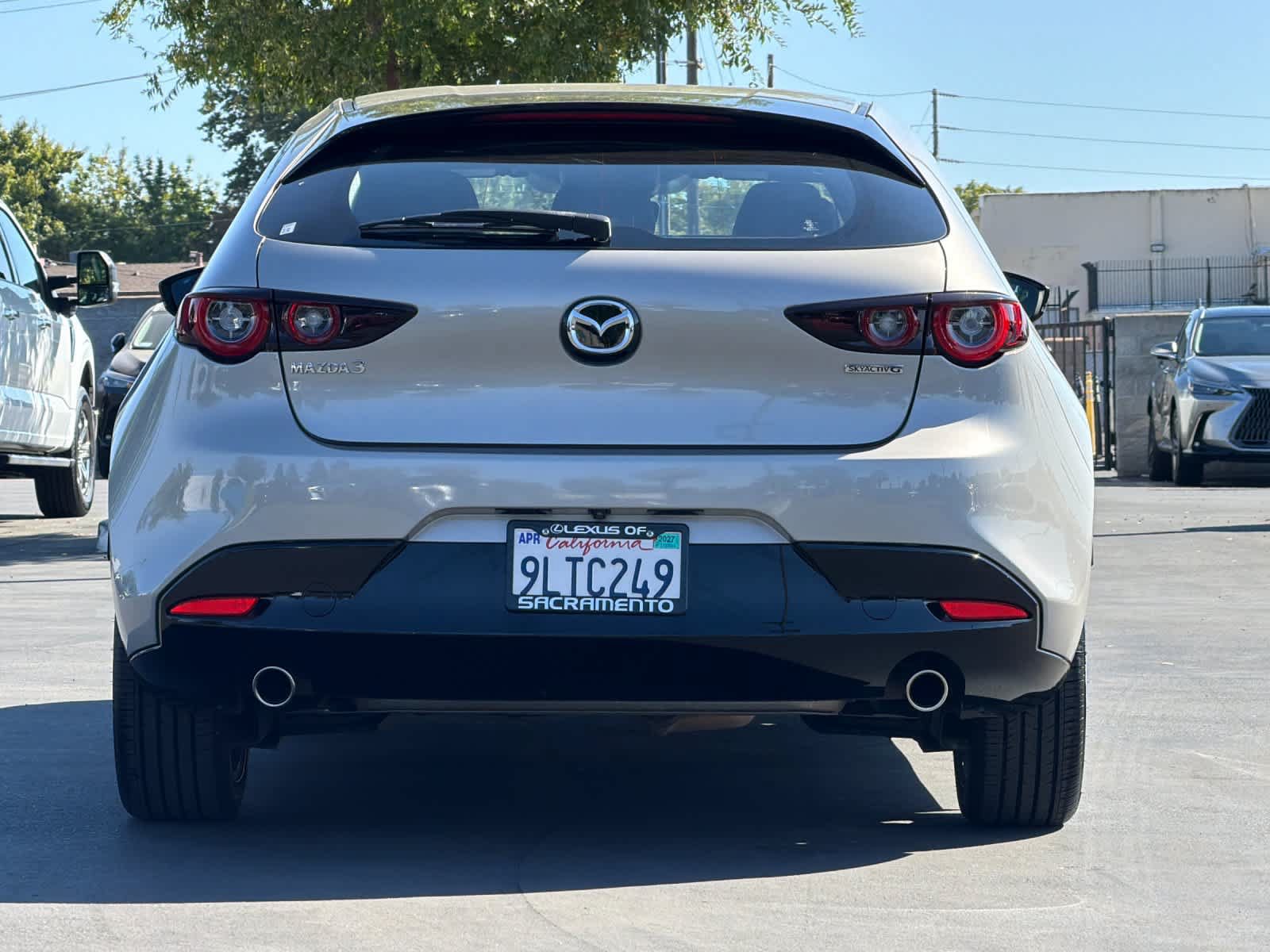 Used 2024 MAZDA MAZDA3 s FWD image 8