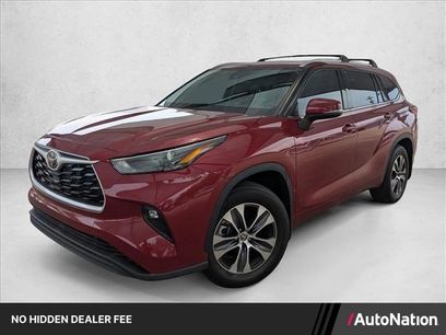 Used 2022 Toyota Highlander XLE