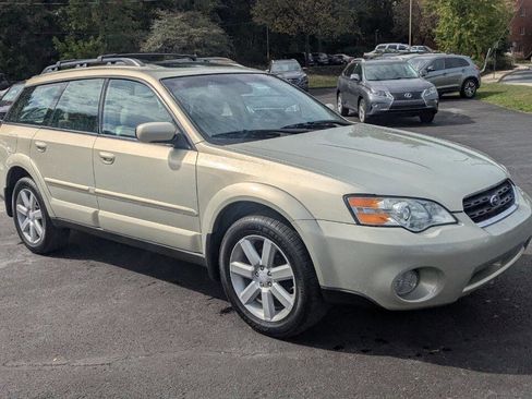 Used 2007 Subaru Outback 2.5i Limited image 5