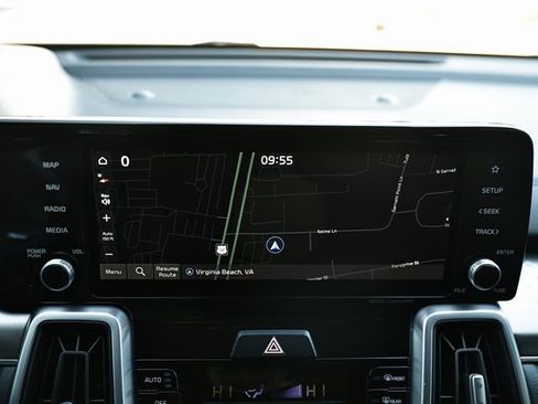 Used 2023 Kia Sorento EX image 33