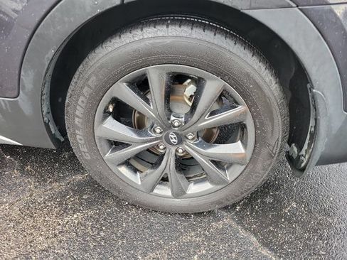 Used 2018 Hyundai Santa Fe Sport w/ 2.0T Ultimate Tech Package 05 FWD image 32