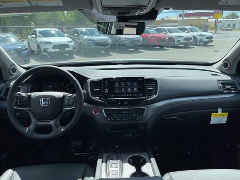 New 2025 Honda Ridgeline RTL image 6