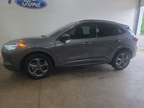Used 2024 Ford Escape ST-Line w/ Tech Pack #1 AWD/4WD image 30