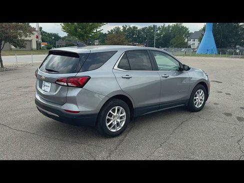 Used 2024 Chevrolet Equinox LT w/ LPO, Floor Liner Package FWD image 36