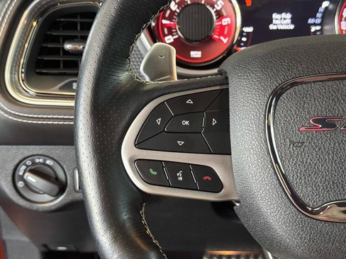 Used 2022 Dodge Challenger SRT Hellcat RWD image 17