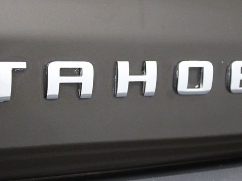 Used 2018 Chevrolet Tahoe LT RWD image 38