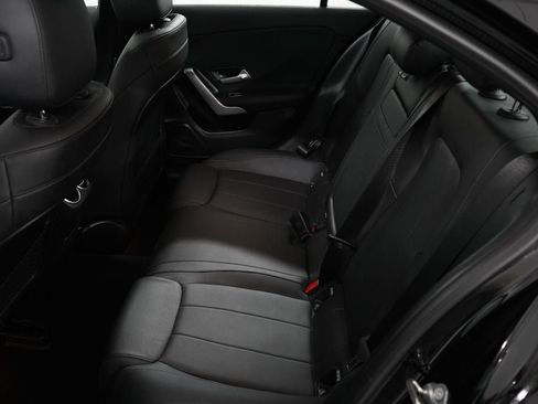 Used 2019 Mercedes-Benz A 220 4MATIC image 30