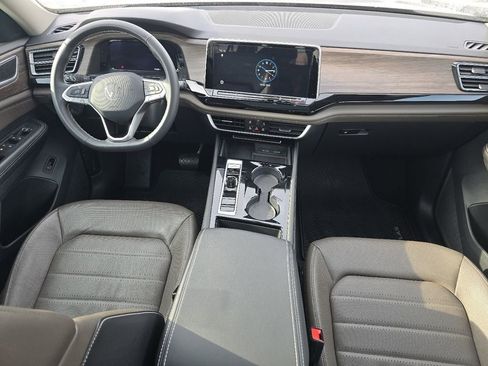 Used 2024 Volkswagen Atlas SEL image 23