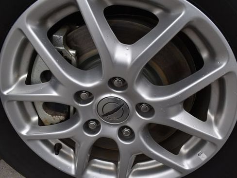 Used 2022 Chrysler Pacifica Touring-L FWD image 9