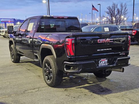 Used 2025 GMC Sierra 2500 AT4 image 9