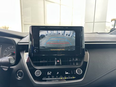 Certified 2024 Toyota Corolla SE image 32