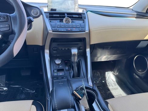 Used 2016 Lexus NX 200t 200t image 11