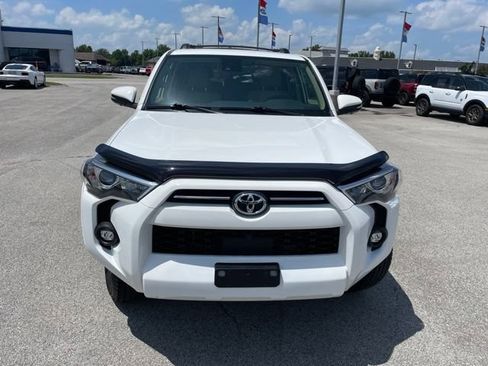 Used 2022 Toyota 4Runner SR5 Premium w/ Moonroof Package AWD/4WD image 3
