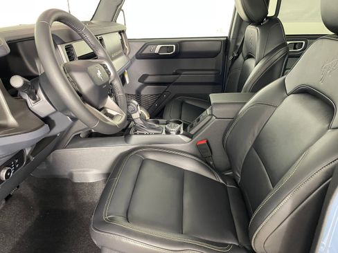New 2025 Ford Bronco Badlands AWD/4WD image 2