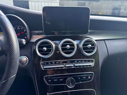 Used 2015 Mercedes-Benz C 300 4MATIC Sedan image 18