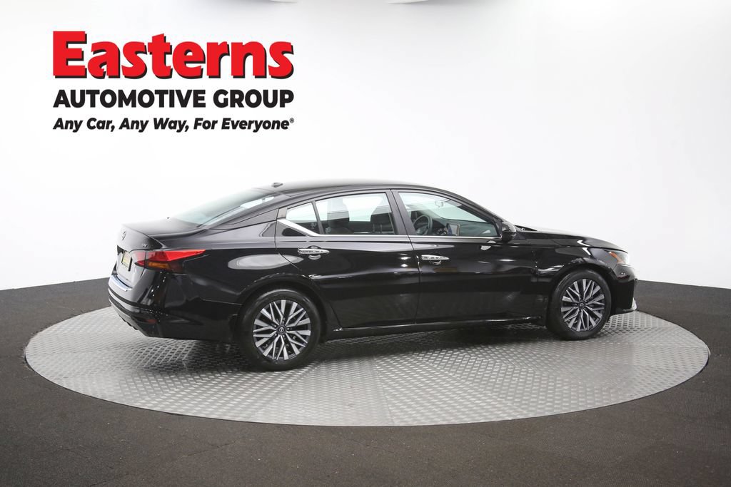 Used 2023 Nissan Altima 2.5 SV FWD image 44