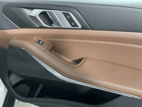 Used 2023 BMW X5 xDrive40i w/ Premium Package image 17