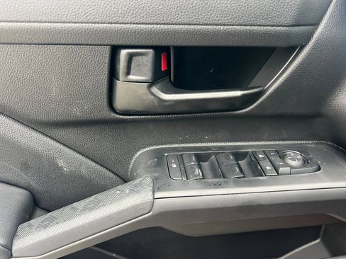 New 2025 Toyota Tacoma SR5 image 8