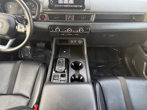 Used 2023 Honda Pilot EX-L image 5