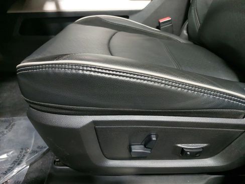 Used 2019 RAM 3500 Laramie image 29