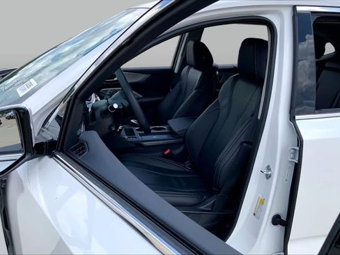 Certified 2026 Acura MDX FWD w/ Technology Package image 8