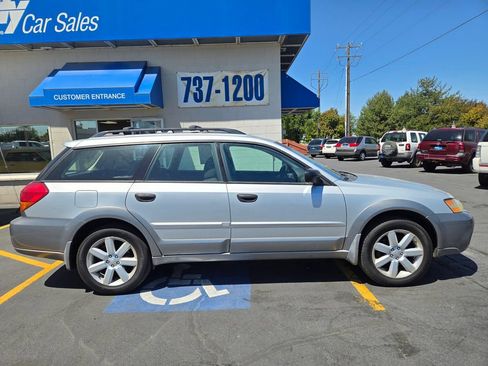 Used 2006 Subaru Outback 2.5i AWD/4WD image 2