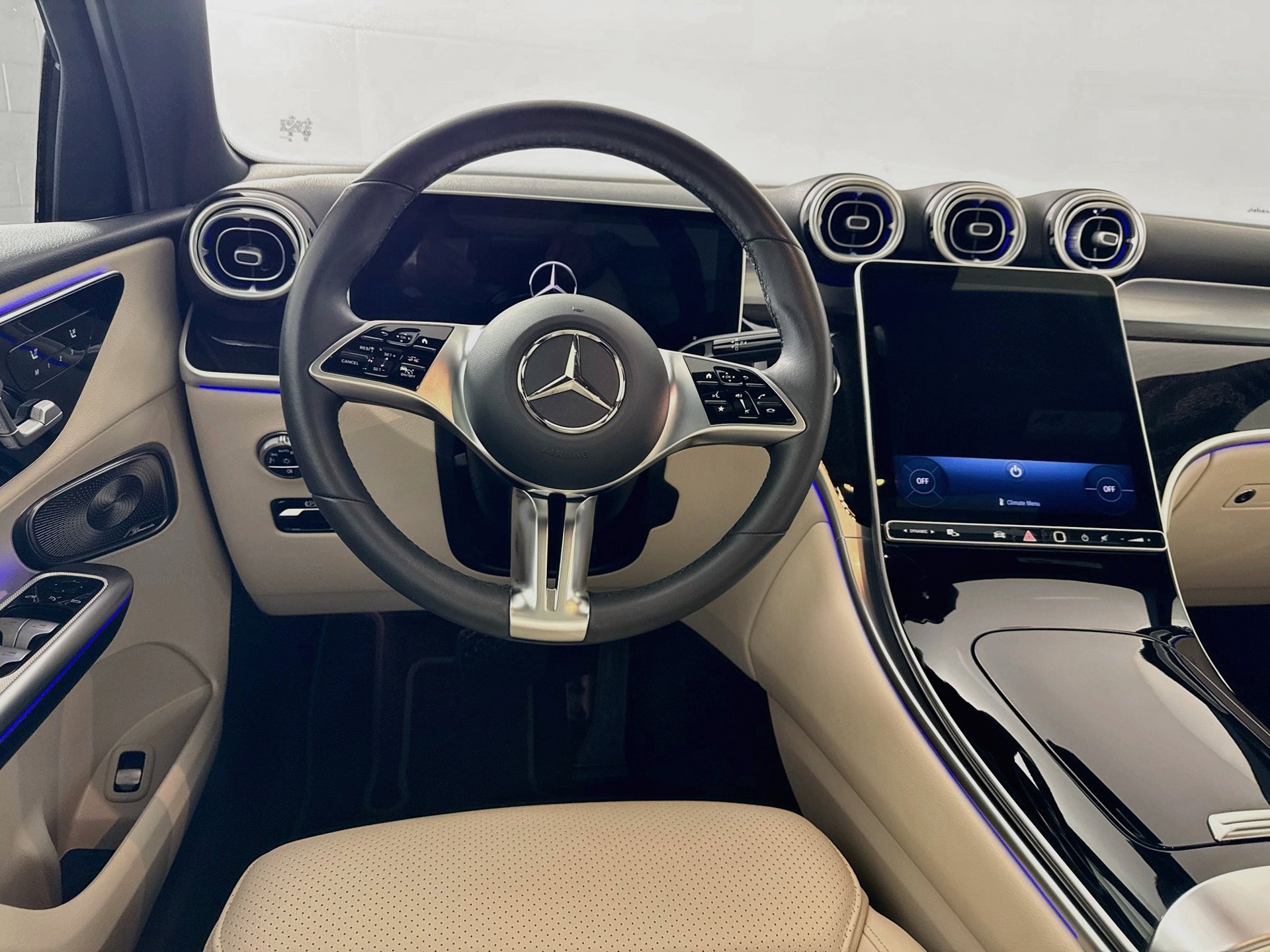 Certified 2026 Mercedes-Benz GLC 300 image 25
