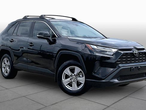Used 2024 Toyota RAV4 XLE w/ Convenience Package FWD image 3