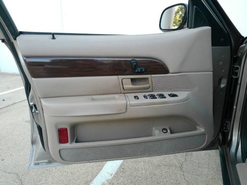 Used 2003 Mercury Grand Marquis GS RWD image 11