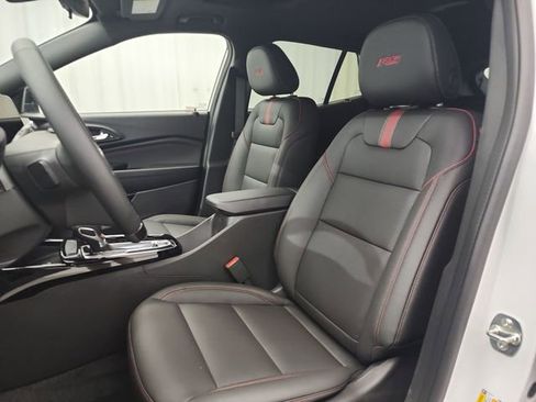 New 2026 Chevrolet Trax RS w/ Sunroof Package image 15