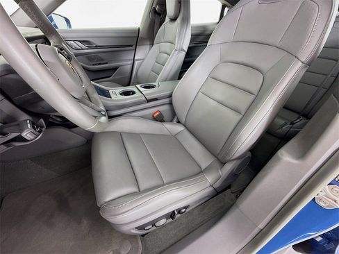 Used 2023 Porsche Taycan 4S image 5