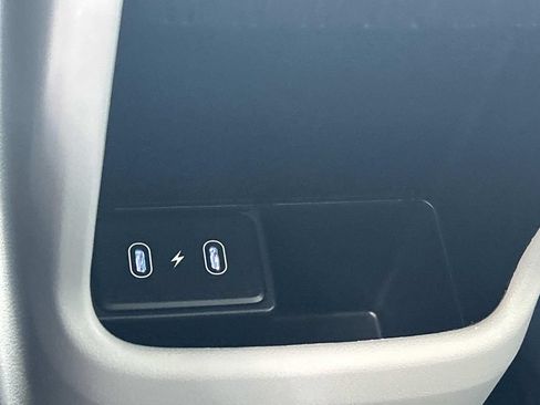 Certified 2025 Hyundai Kona Limited FWD image 24