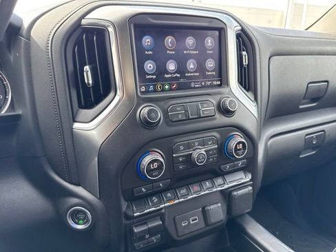 Used 2021 Chevrolet Silverado 1500 LT Trail Boss w/ Convenience Package II AWD/4WD image 15