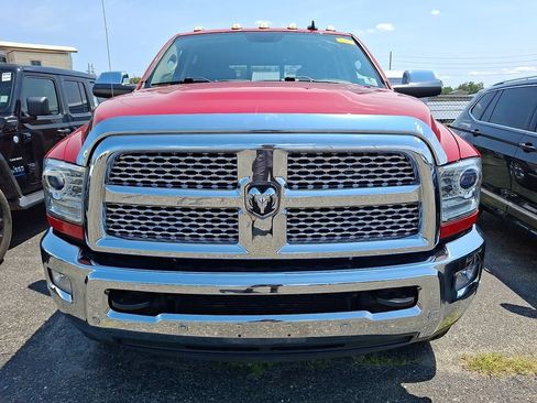 Used 2018 RAM 3500 Laramie AWD/4WD image 2
