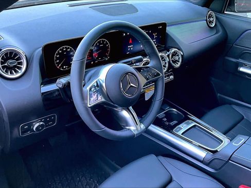 New 2026 Mercedes-Benz GLA 250 image 8