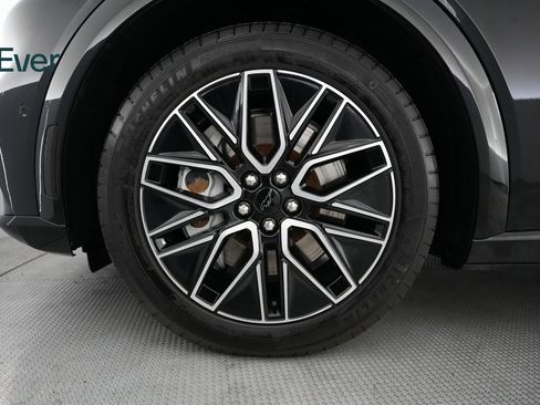 Used 2024 Ford Mustang Mach-E Premium image 17